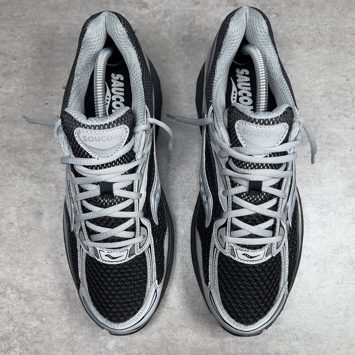 SAUCONY PROGRID OMNI 9 &
