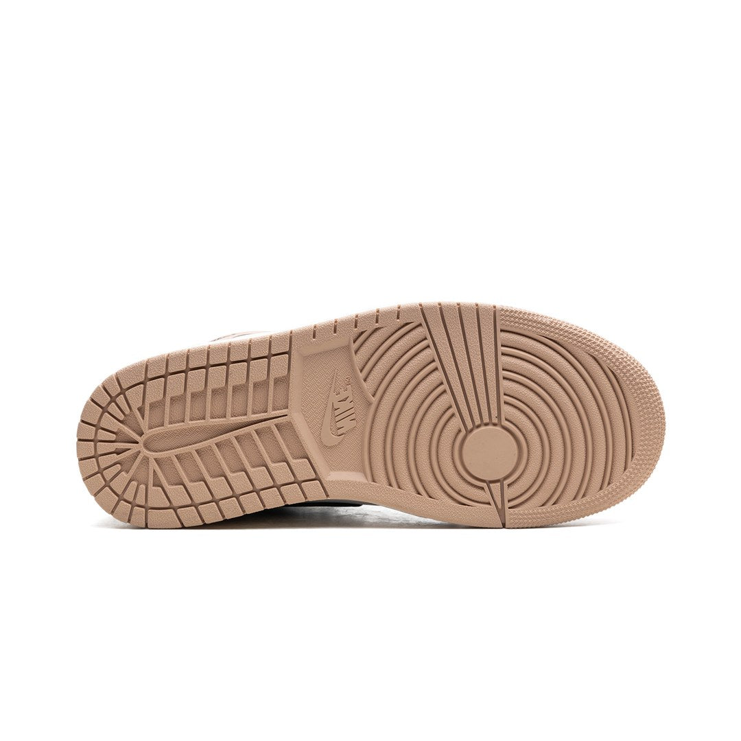 JORDAN 1 RETRO HIGH OG LATTE (WOMEN&