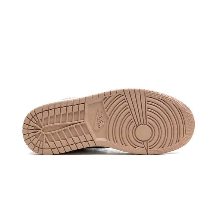 JORDAN 1 RETRO HIGH OG LATTE (WOMEN&