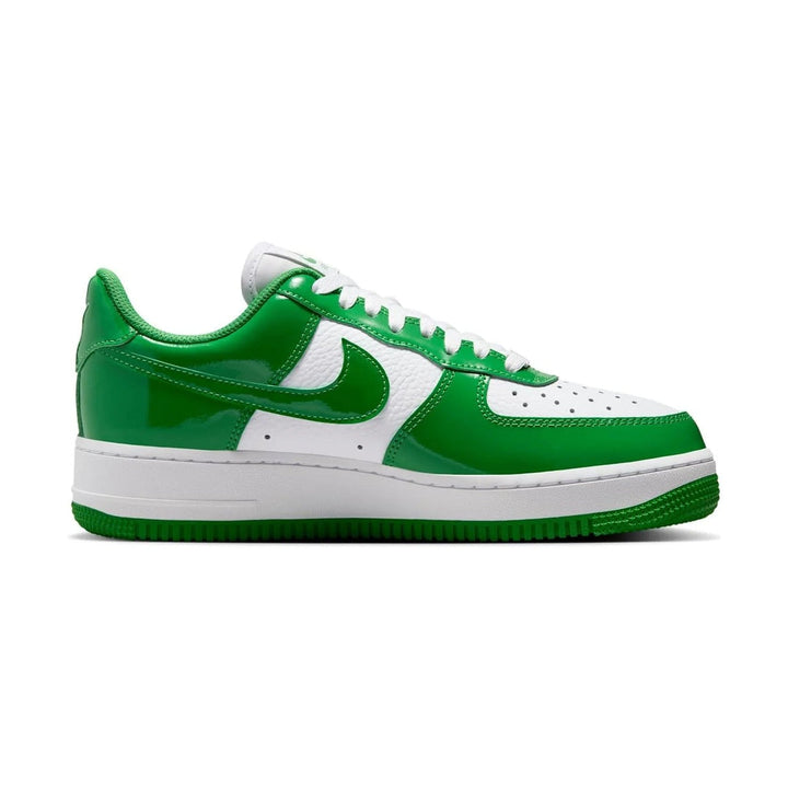 NIKE AIR FORCE 1 LOW &
