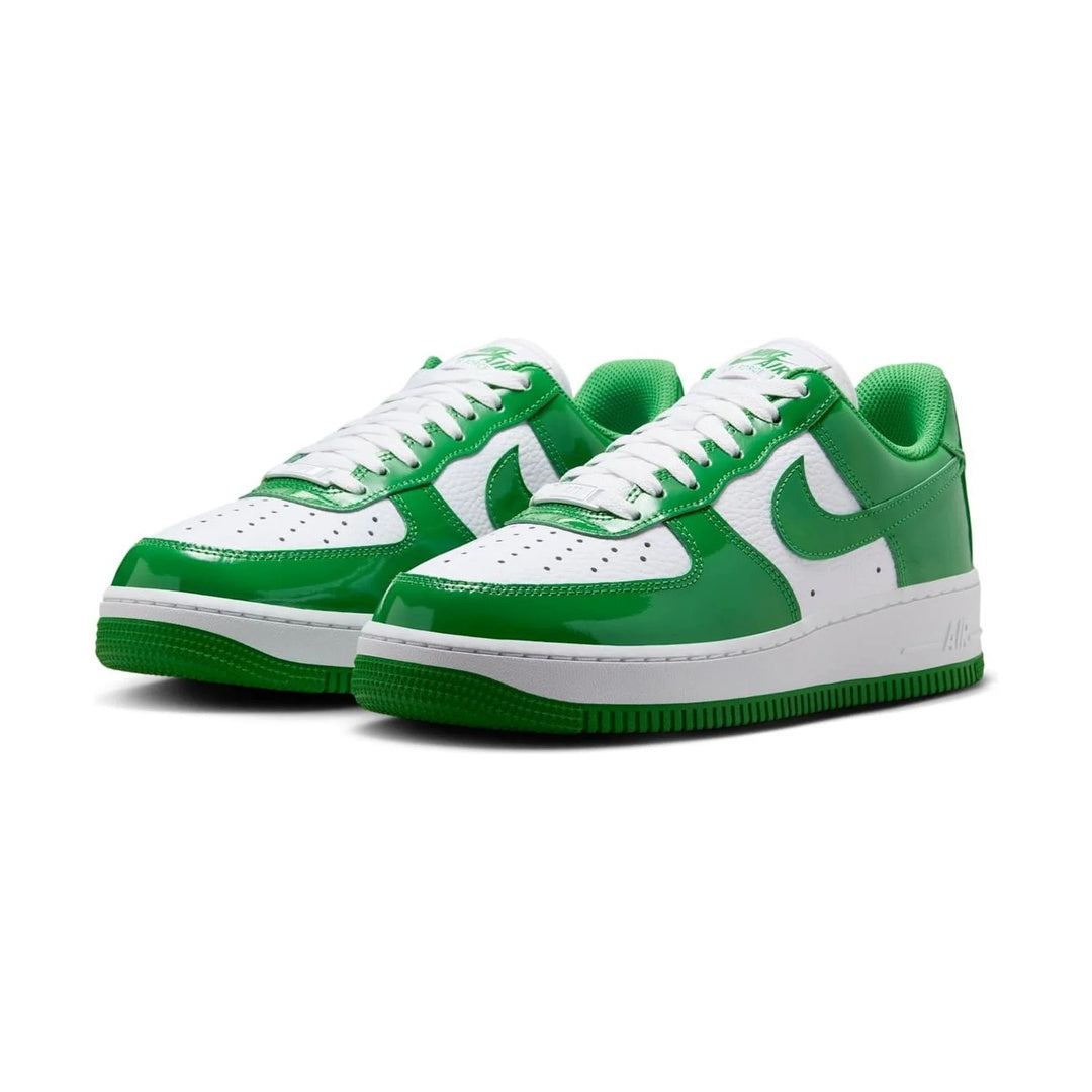NIKE AIR FORCE 1 LOW &