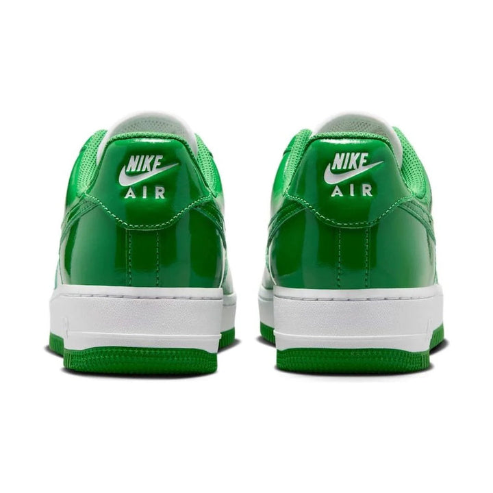 NIKE AIR FORCE 1 LOW &