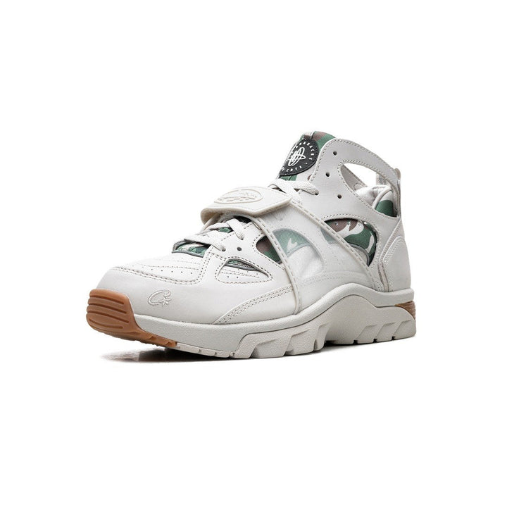 NIKE AIR TRAINER HUARACHE CORTEIZ LIGHT BONE