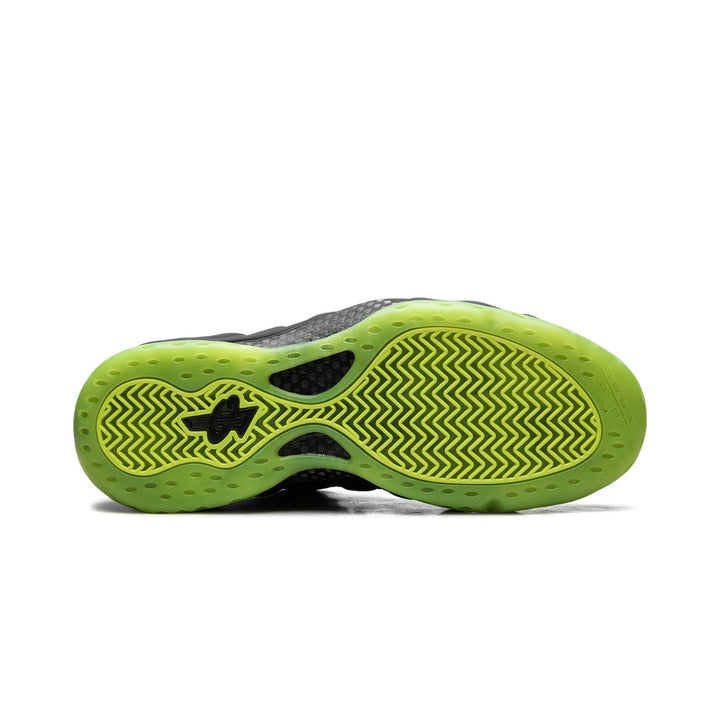 NIKE AIR FOAMPOSITE ONE BLACK VOLT