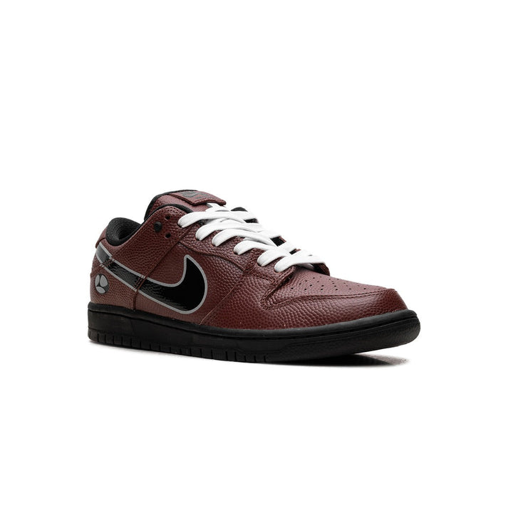 NIKE SB DUNK LOW LIMOSINE SKATEBOARDS