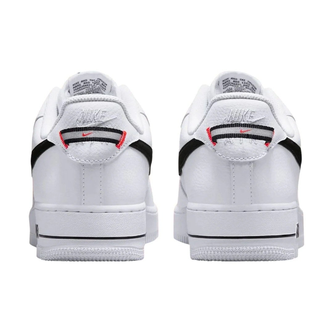 NIKE AIR FORCE 1 LOW &
