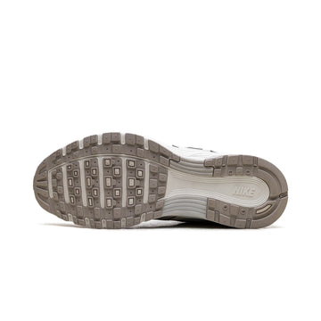 NIKE P-6000 SAIL LIGHT BONE CREAM (WOMEN'S) — Stock