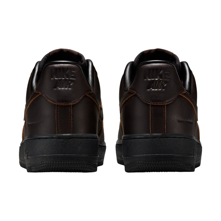 NIKE AIR FORCE 1 LOW &
