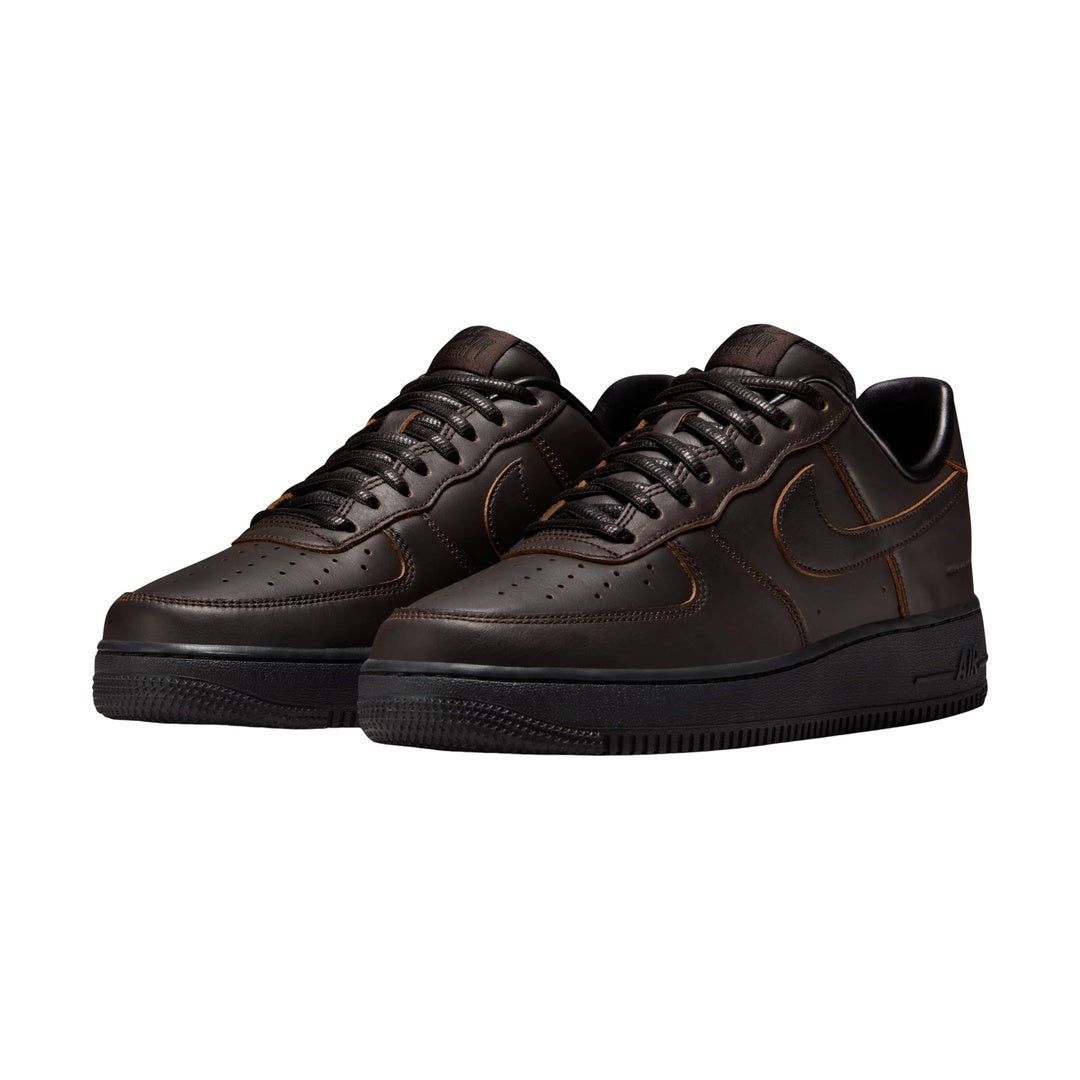 NIKE AIR FORCE 1 LOW &