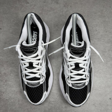 SAUCONY PROGRID OMNI 9 OG 'BLACK WHITE'