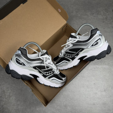 SAUCONY PROGRID OMNI 9 OG 'BLACK WHITE'