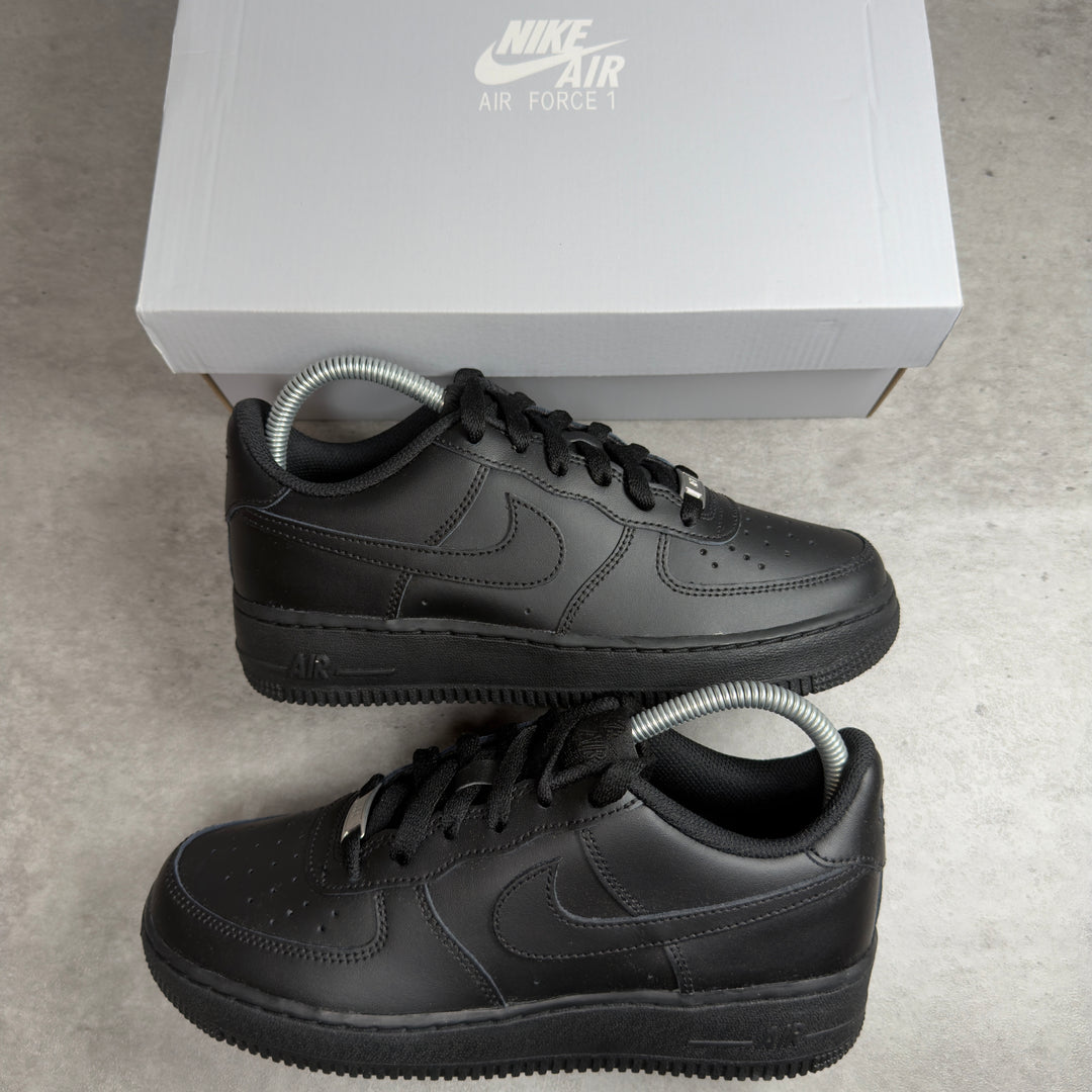 NIKE AIR FORCE 1 LOW LE BLACK (GS)