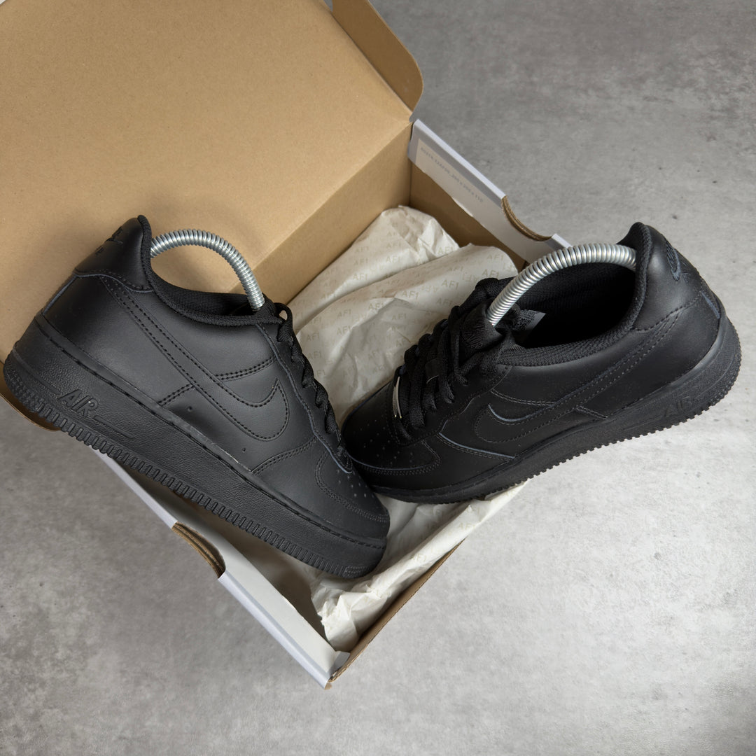 NIKE AIR FORCE 1 LOW LE BLACK (GS)