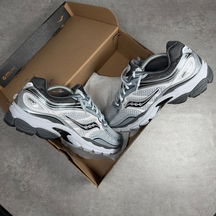 SAUCONY PROGRID OMNI 9 OG &