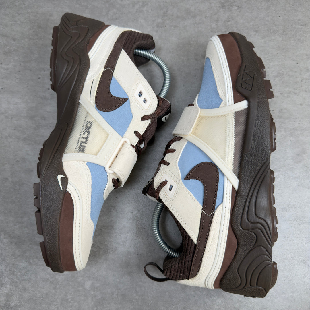 NIKE ZOOM FIELD JAXX TRAVIS SCOTT LECHE BLUE
