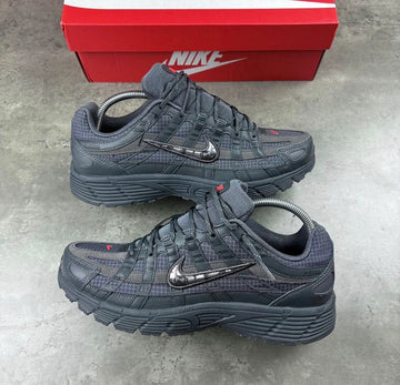 NIKE P-6000 PREMIUM IRON GREY METALLIC SILVER