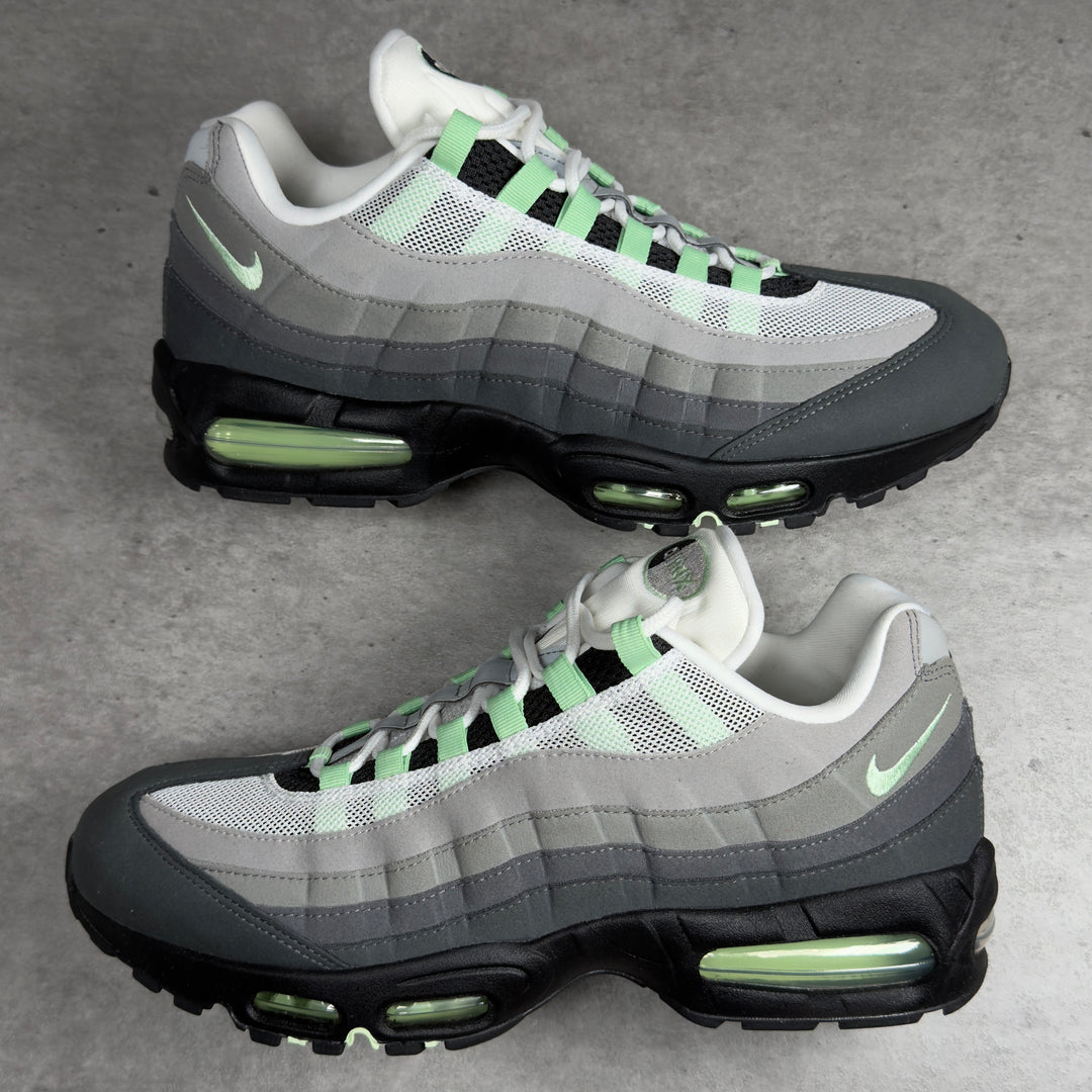 NIKE AIR MAX 95 OG BIG BUBBLE FRESH MINT (WOMEN&