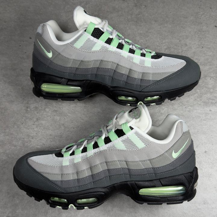 NIKE AIR MAX 95 OG BIG BUBBLE FRESH MINT (WOMEN&