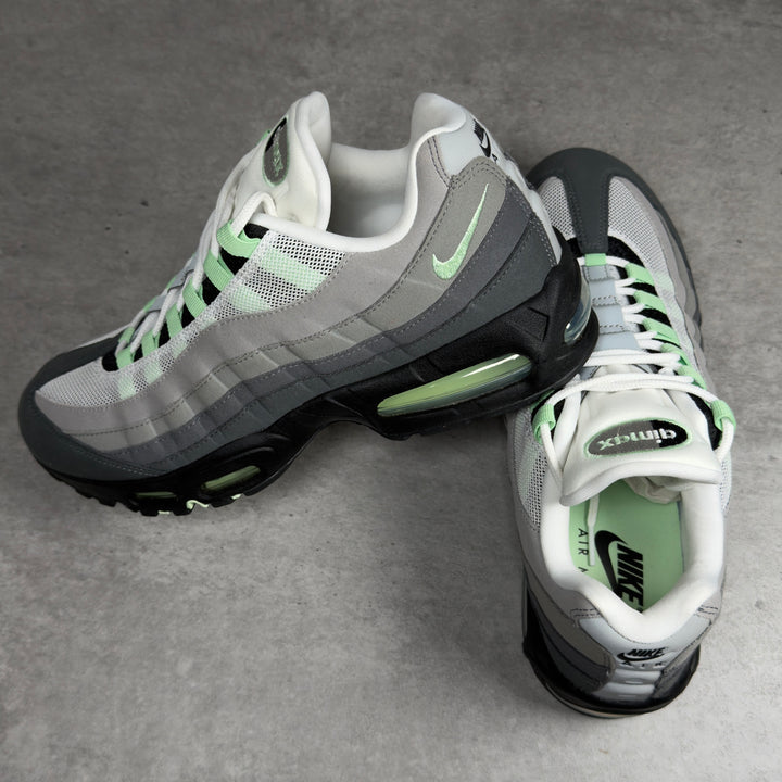 NIKE AIR MAX 95 OG BIG BUBBLE FRESH MINT (WOMEN&