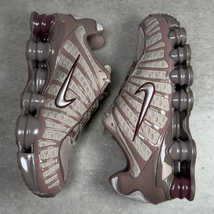 NIKE SHOX TL PUMICE NIGHT MAROON (WOMEN&