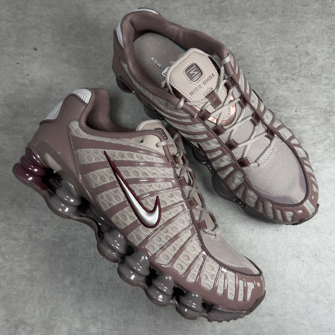 NIKE SHOX TL PUMICE NIGHT MAROON (WOMEN&