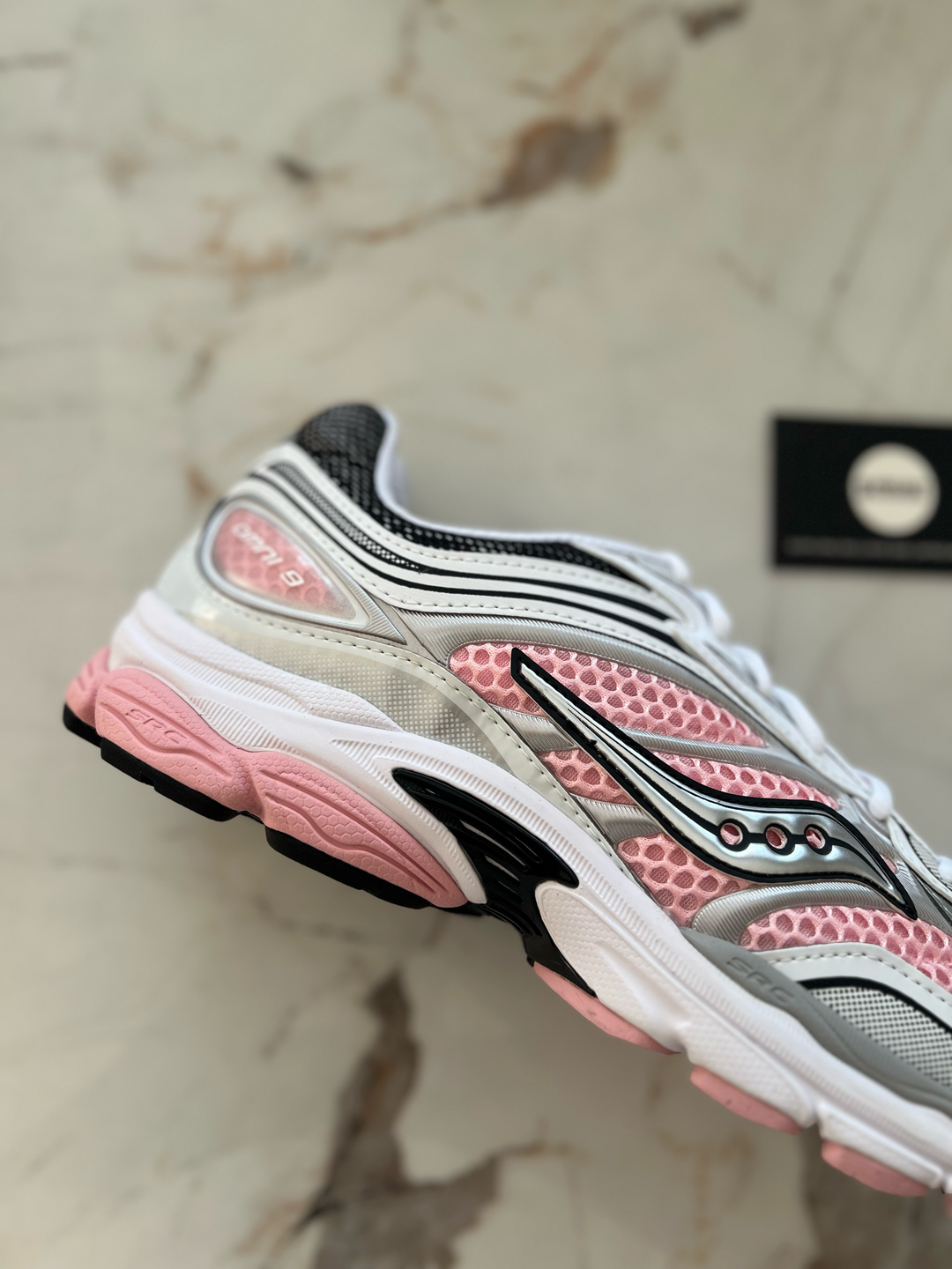 SAUCONY PROGRID OMNI 9 OG &