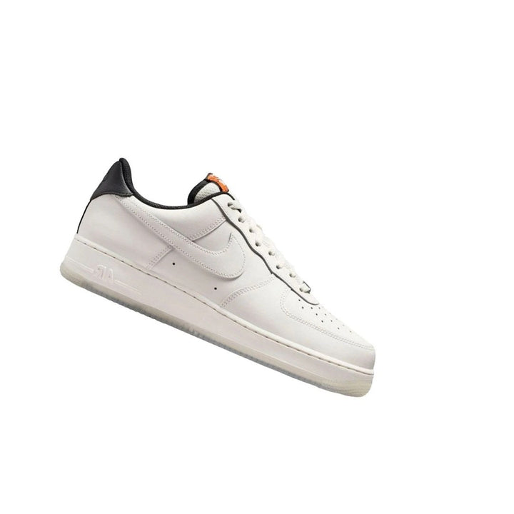 NIKE AIR FORCE 1 LOW &