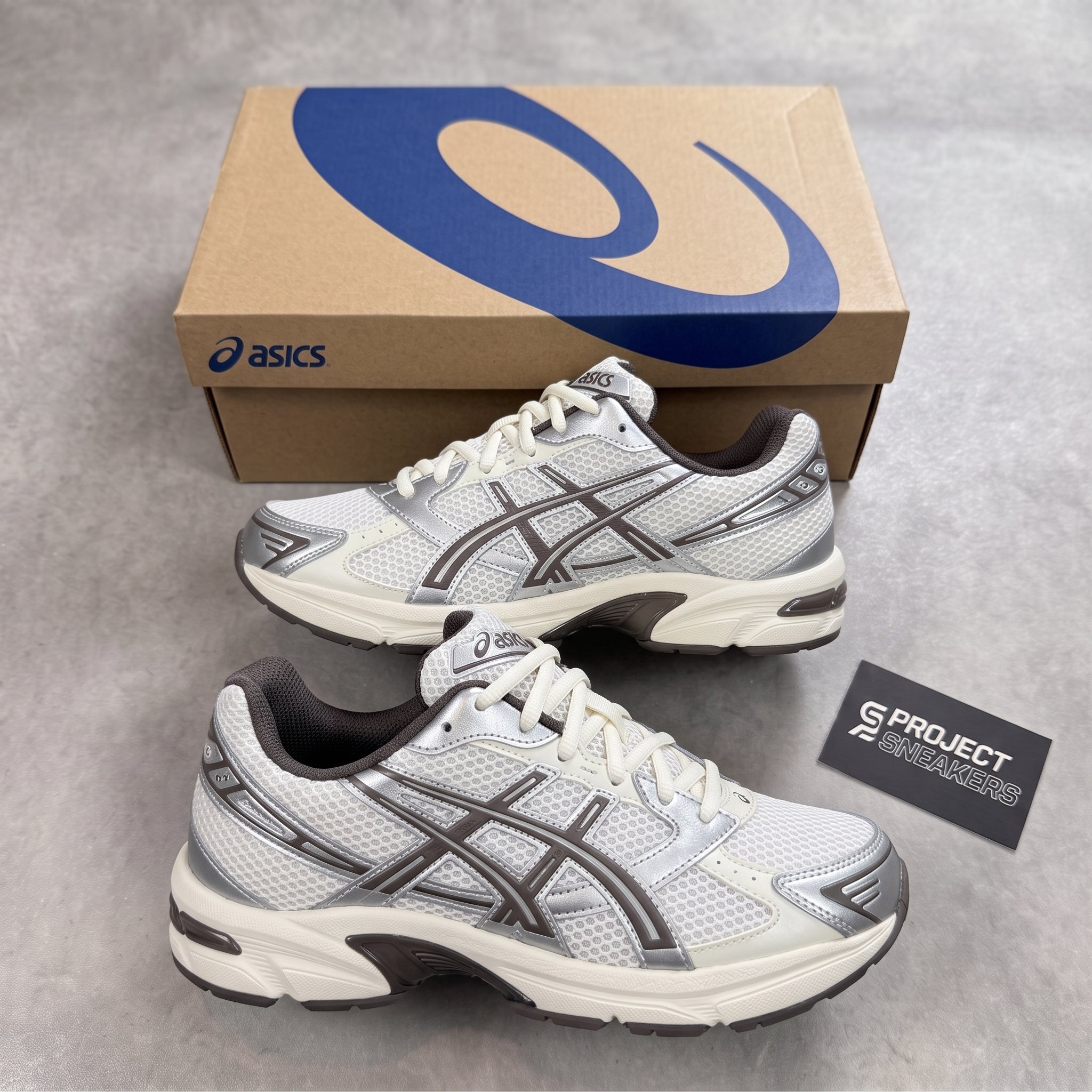 signature-P008-v4
