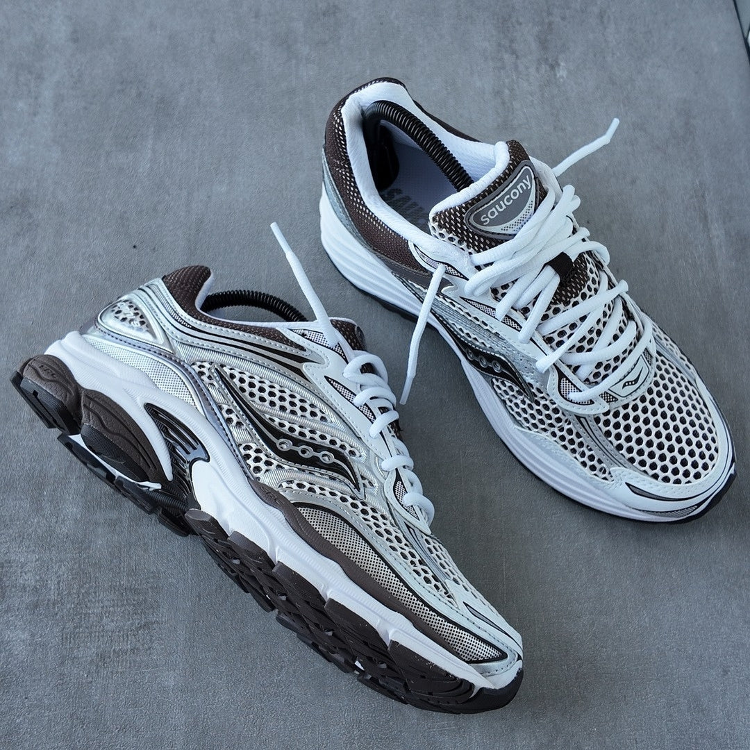 SAUCONY PROGRID OMNI 9 OG WHITE BROWN