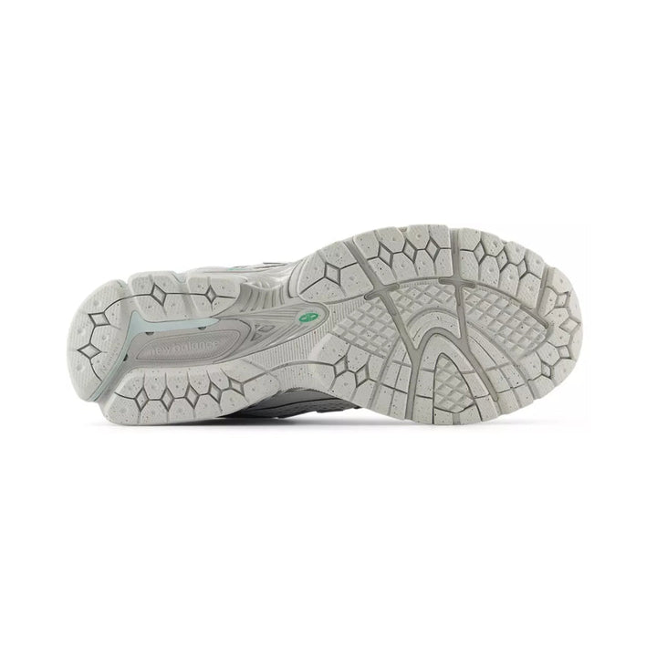 NEW BALANCE 1906 WHITE SILVER GREY