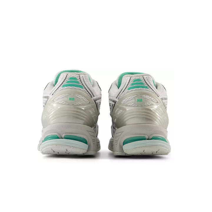 NEW BALANCE 1906 WHITE SILVER GREY