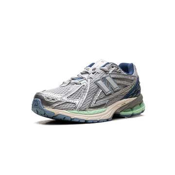 NEW BALANCE 1906R STILL WATER LAB GREEN — Stock