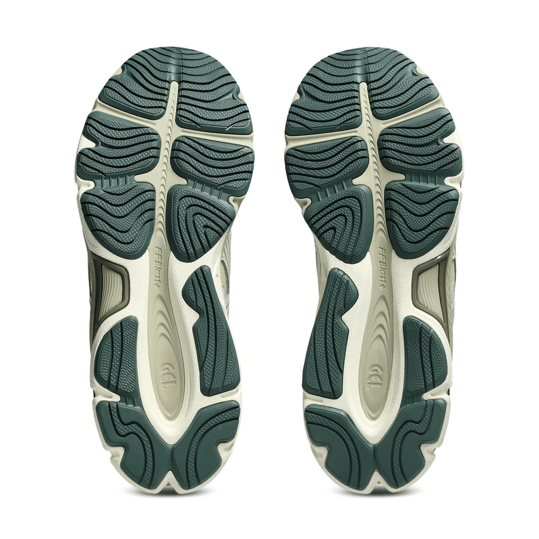 ASICS GEL NYC 2.0 &