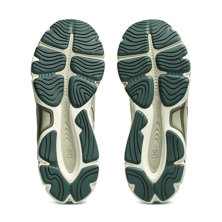ASICS GEL NYC 2.0 &