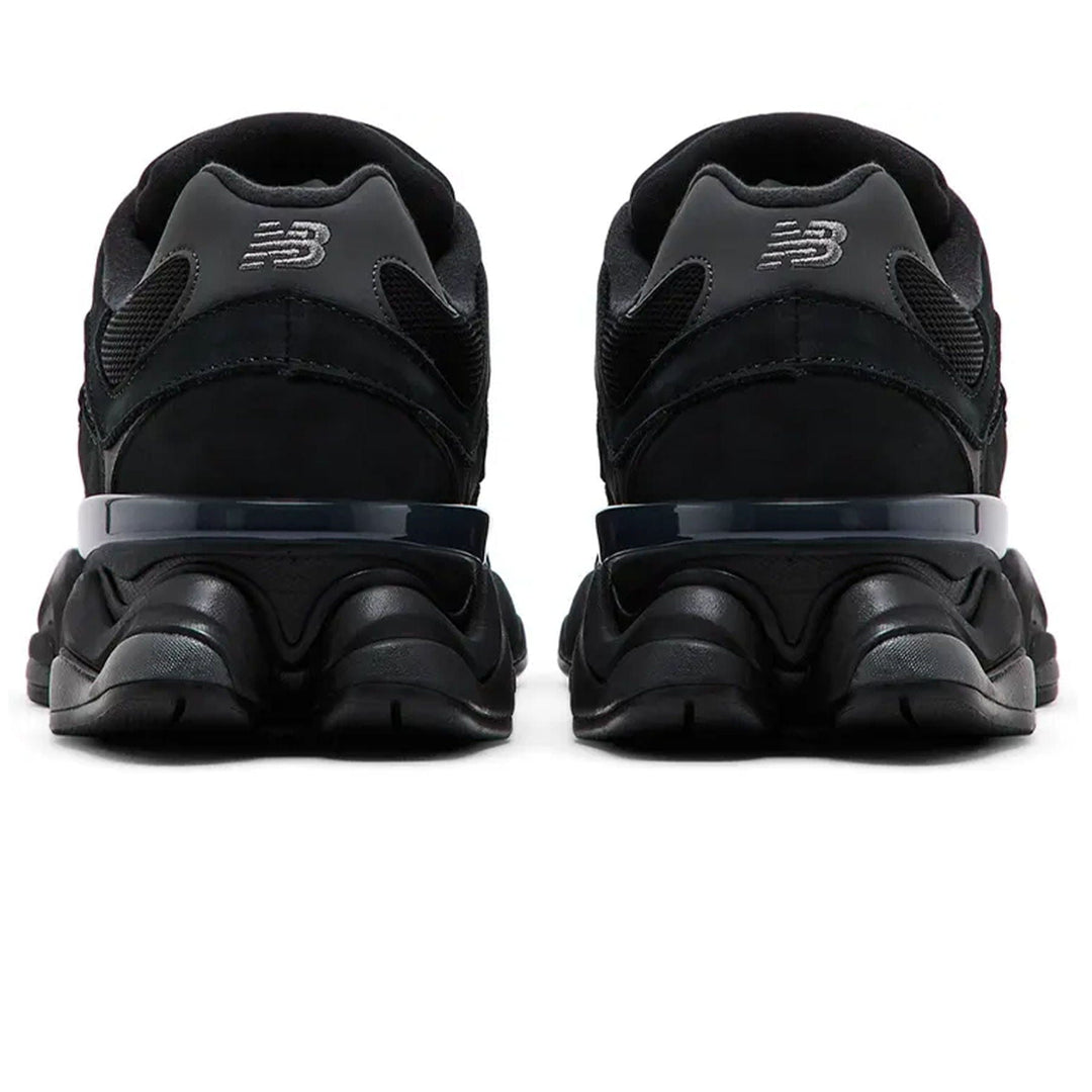 NEW BALANCE 9060 &