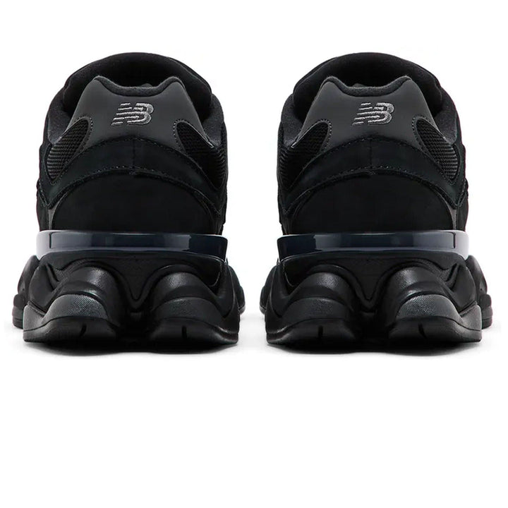 NEW BALANCE 9060 &