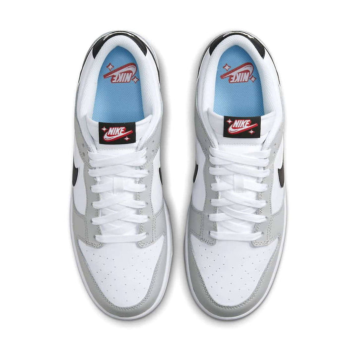 NIKE DUNK LOW SE &