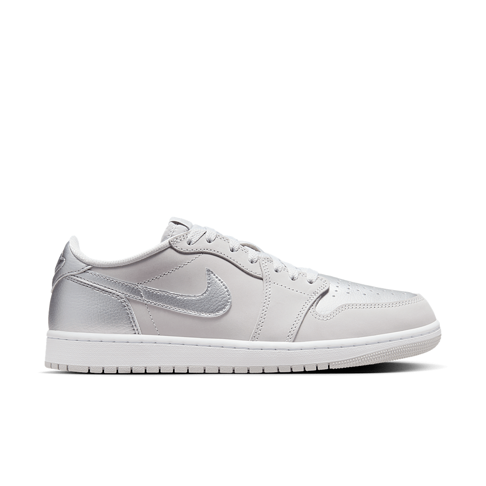 JORDAN 1 LOW OG METALLIC SILVER