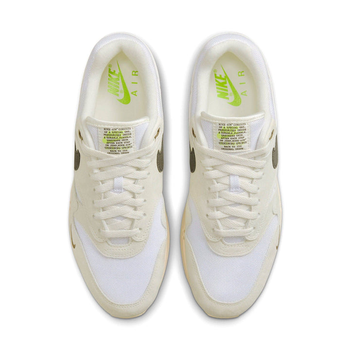 NIKE AIR MAX 1 &