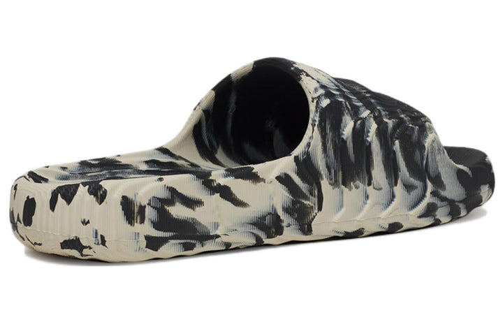 ADIDAS ADILETTE 22 SLIDES CARBON ALUMINIUM