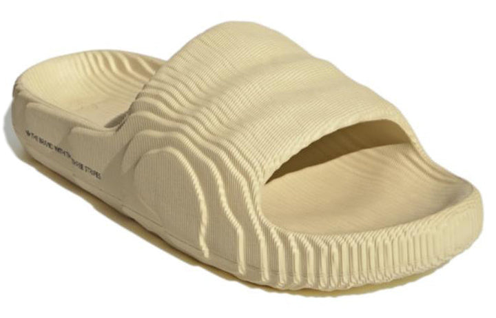 ADIDAS ADILETTE 22 SLIDES ST DESERT SAND — Stock 