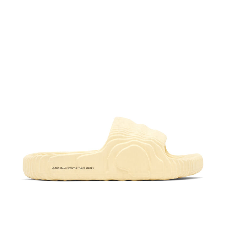 ADIDAS ADILETTE 22 SLIDES ST DESERT SAND — Stock 