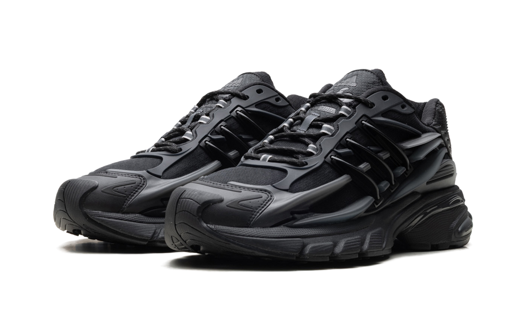 ADIDAS ADISTAR JELLYFISH PHARRELL WILLIAMS TRIPLE BLACK