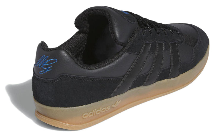 ADIDAS ALOHA SUPER CORE BLACK CARBON BLUE BIRD