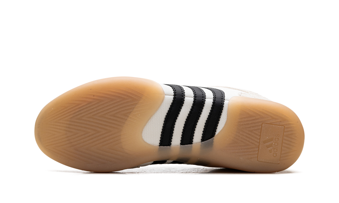 ADIDAS BALLERINA BAD BUNNY OFF WHITE BLACK GUM