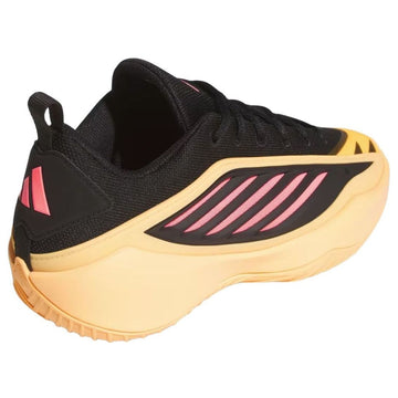 ADIDAS BELIEVE THAT 1 WITH LOVE — Stock