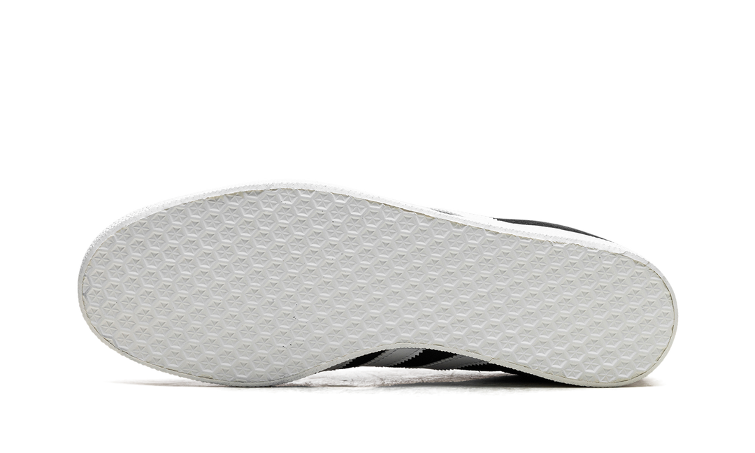 ADIDAS GAZELLE CORE BLACK WHITE GOLD