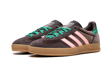 ADIDAS GAZELLE INDOOR BROWN VELVET (WOMEN'S) — Stock