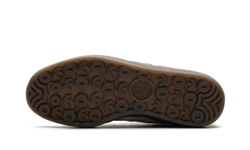 ADIDAS GAZELLE INDOOR CLEAR SKY OFF WHITE (WOMEN'S) — Stock