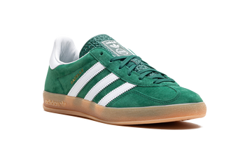 ADIDAS GAZELLE INDOOR COLLEGIATE GREEN GUM — Stock